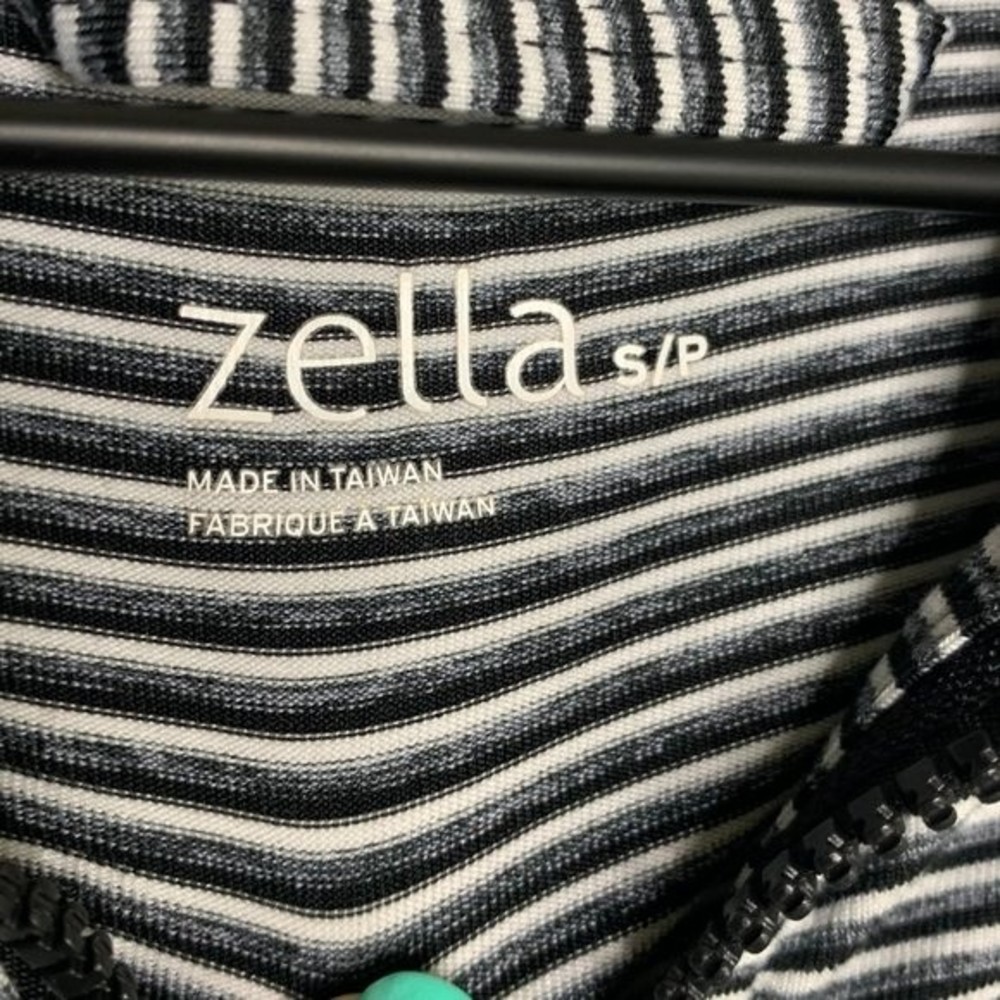 Zella Black White On Point Workout Jacket Size S - Picture 8 of 8